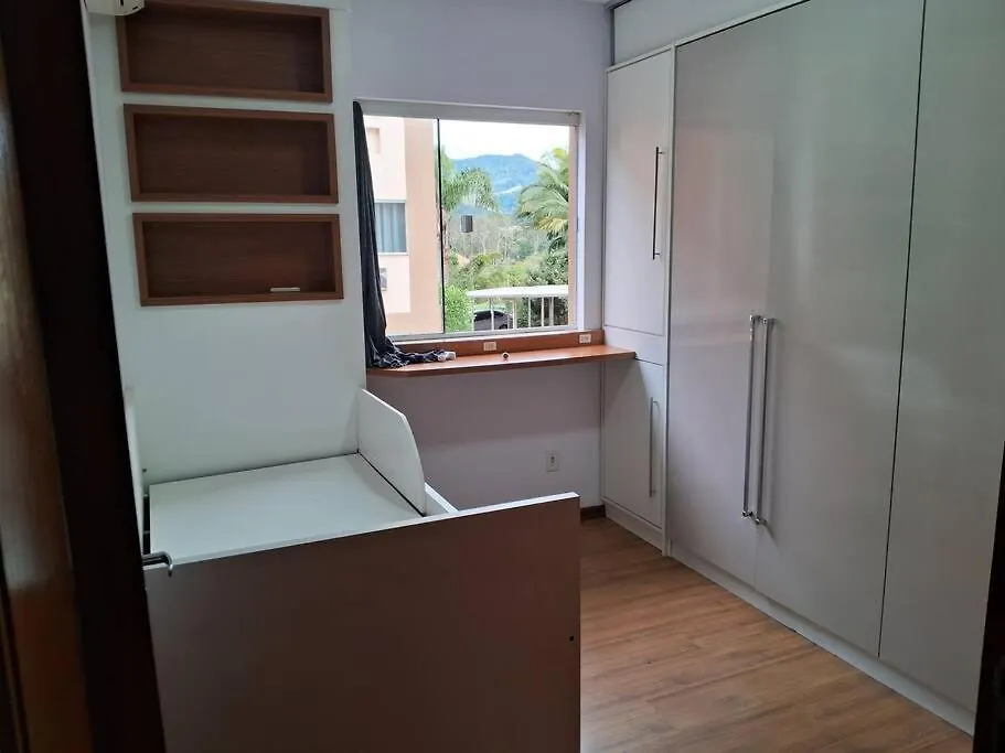 Apto Top, Condominio Familiar! 因达亚尔 公寓